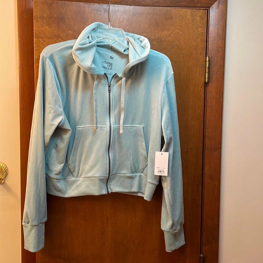 So Lounge life hoodie NWT juniors size xl
